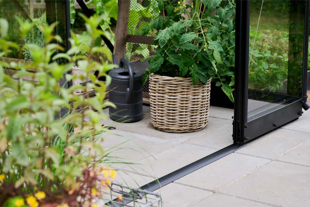 halls-gewachshaus-qube-square--249445-J3-1-00038-1000x667