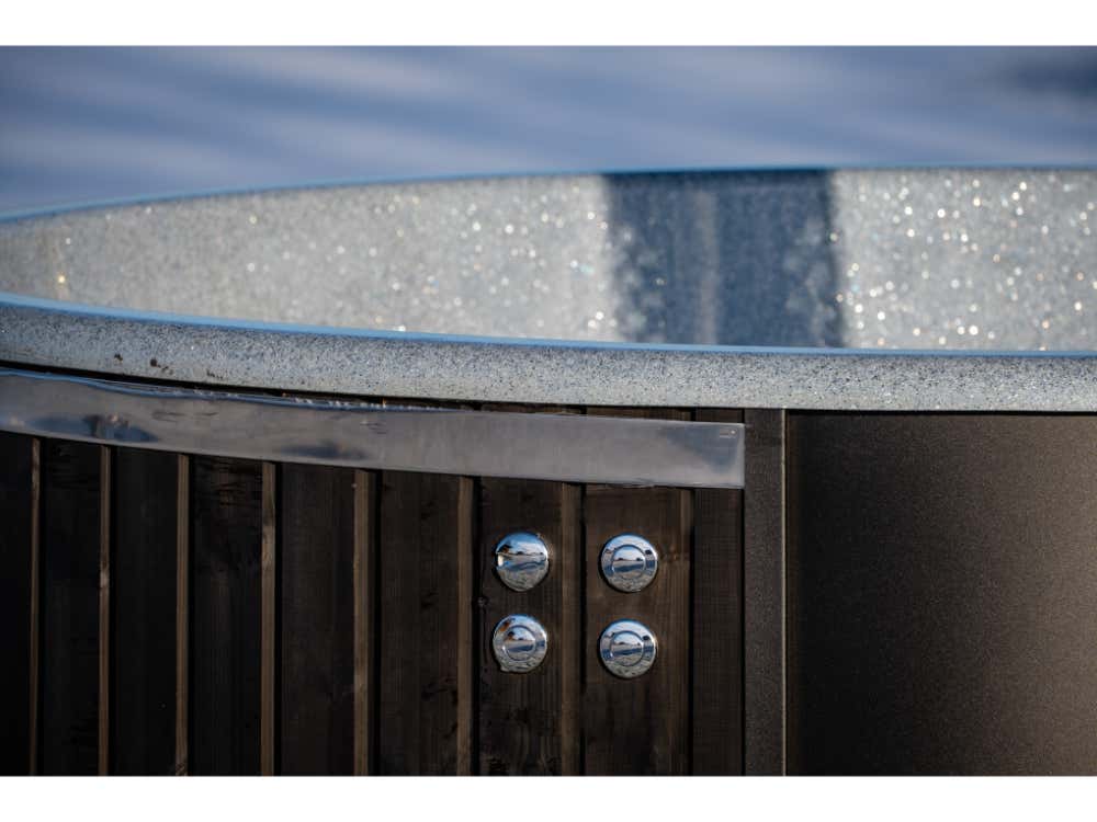 badefass-stockholm-spa-edition-deluxe-215269-BA-2-00003-3-1000x750