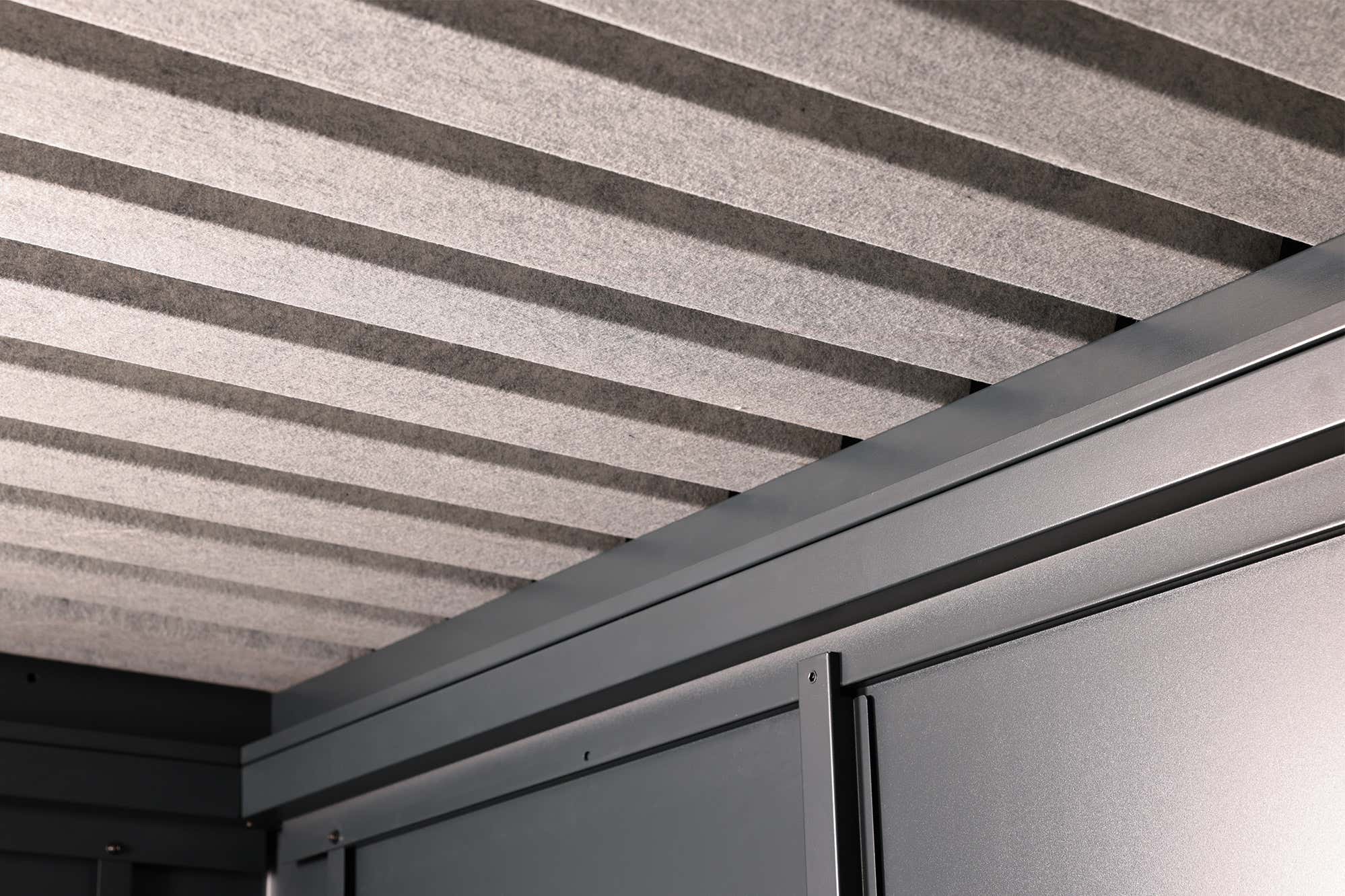 wolff-finnhaus-metall-geratehaus-hakon-3030-anthrazit-260215-W1-1-00339-1998x1332