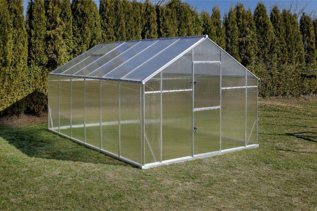 terrando-gewachshaus-sanus-220-260620-G7-1-00001-parent-1024x683