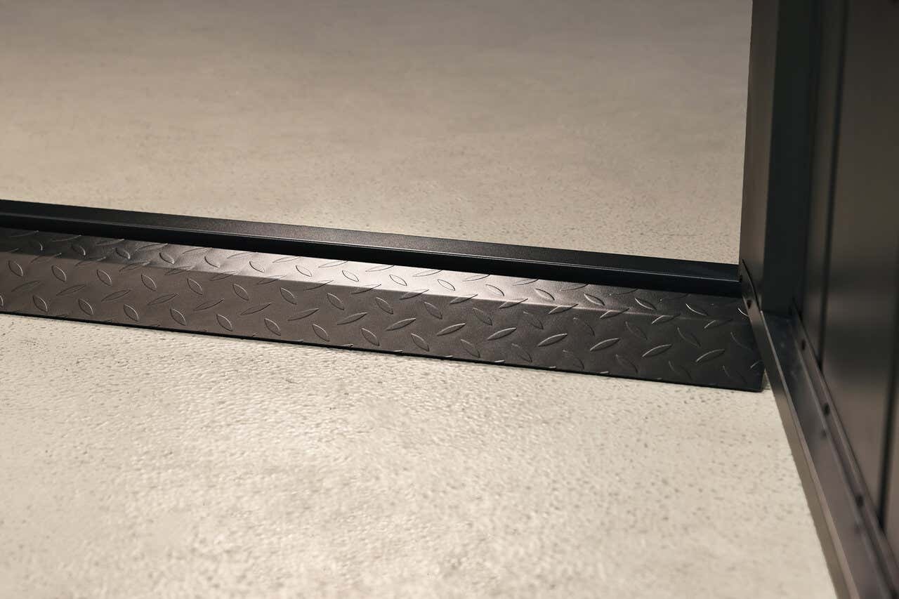 wolff-finnhaus-bodenrampe-doppeltur-259771-W1-6-00308-1280x853