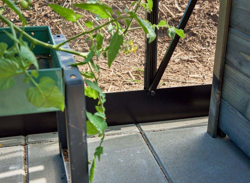 halls-gewachshaus-burford-225257-J3-1-00025-parent-1000x733