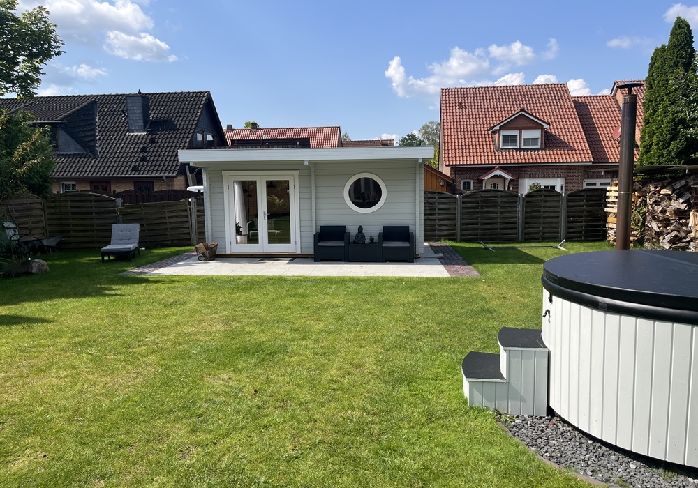 saunahaus-enns-70-268033-L1-2-00002-1000x700