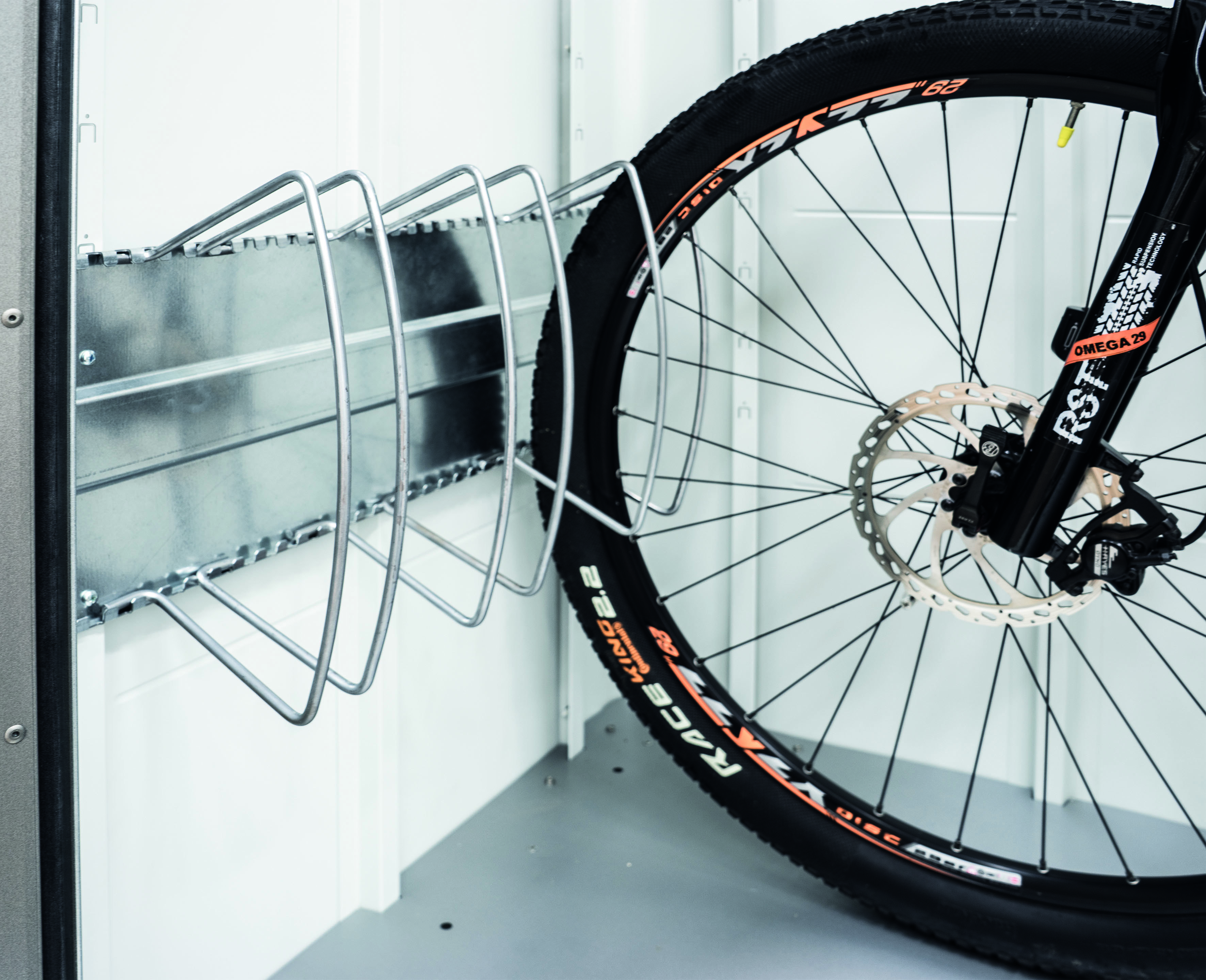 biohort-fahrradstander-fur-3-rader-282843-B3-6-00208-3543x2880