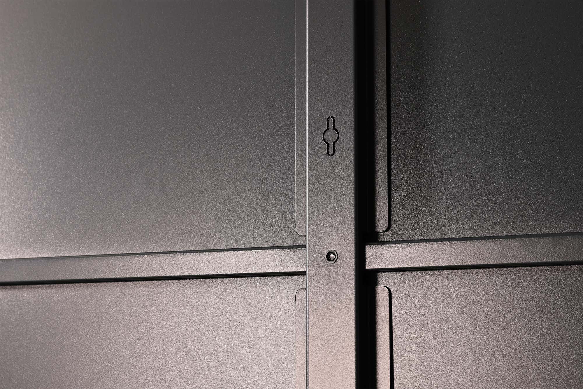 wolff-finnhaus-metall-geratehaus-hakon-3030-anthrazit-260223-W1-1-00339-2000x1333