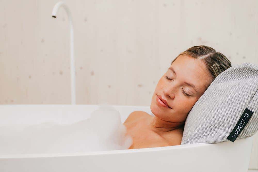 ruckenkissen-hot-tub-256965-BB-6-00002-0-1000x667 ruckenkissen-hot-tub-256965-BB-6-00002-0-1000x667