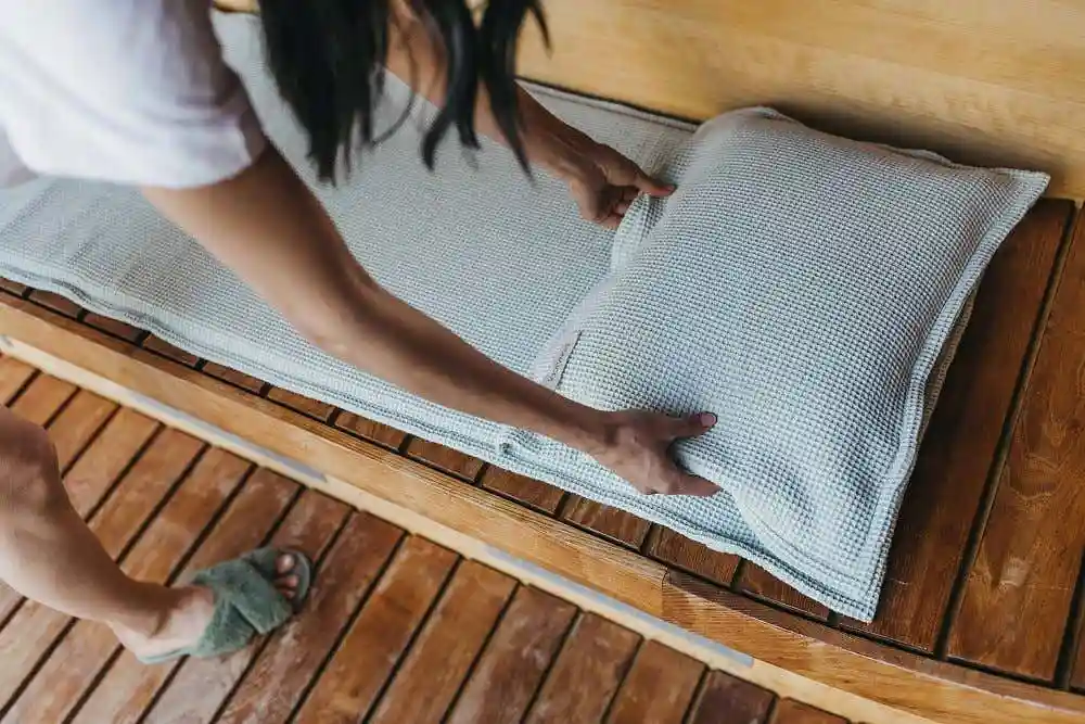 saunasofa-256633-BB-6-00001-0-1000x667