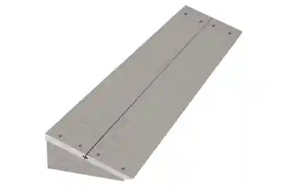 wpc-bodenrampe-fur-doppeltur---wolff-finnhaus-wpc-geratehaus-259979-W1-6-00298-1280x853