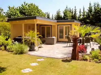 flachdach-gartenhaus-quinta-260569-A1-1-00146-3-701x526