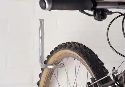 einfacher-fahrradhaken-219157-M2-6-00003-1000x700