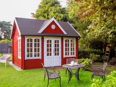 gartenhaus-clockhouse-r-44-royal-iso-260795-P1-1-00002-1-741x556