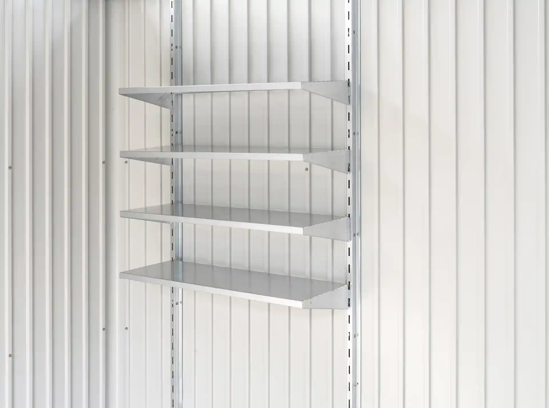biohort-regalboden-4er-fur-metallgeratehaus-283415-B3-6-00223-3000x2230